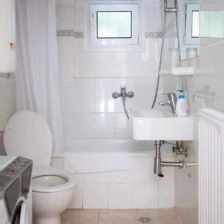 شقة Kiza أغيا ترياس